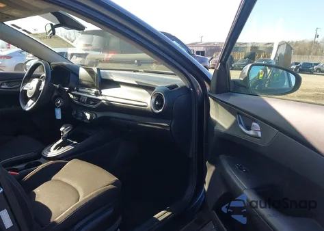 2020 Kia Forte Lxs из США, поврежденный, VIN 3KPF24AD0LE158637